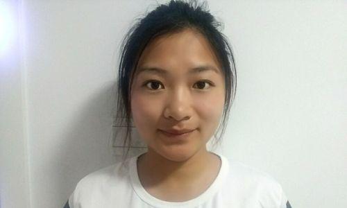 小二寸证件照制作方法大揭秘（轻松制作个性化小二寸证件照）