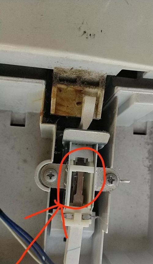 金羚洗衣机EO故障及解决方法（金羚洗衣机出现EO故障的原因和应对方案）