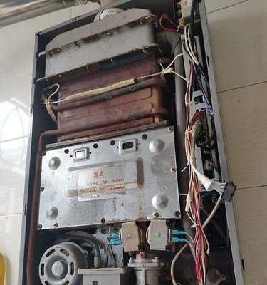 小鸭燃气热水器质量如何？遇到e4错误代码该如何处理？