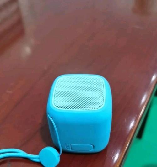 《荣耀魔方蓝牙音箱立体声体验》（荣耀音箱音质好不好）